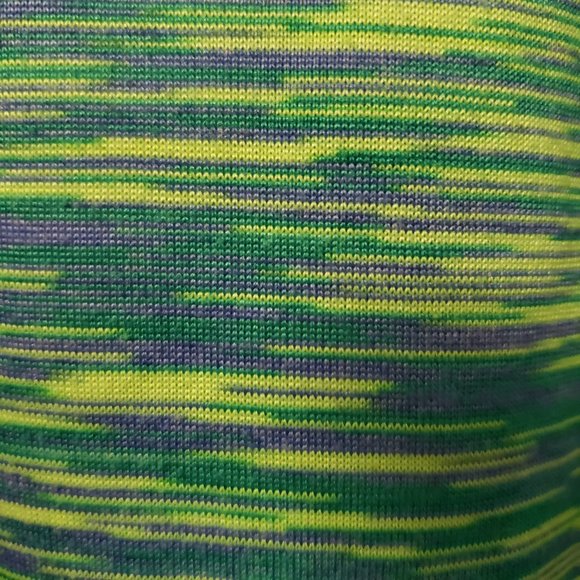 Under Armour HeatGear V-Neck T-Shirt - Picture 6 of 6